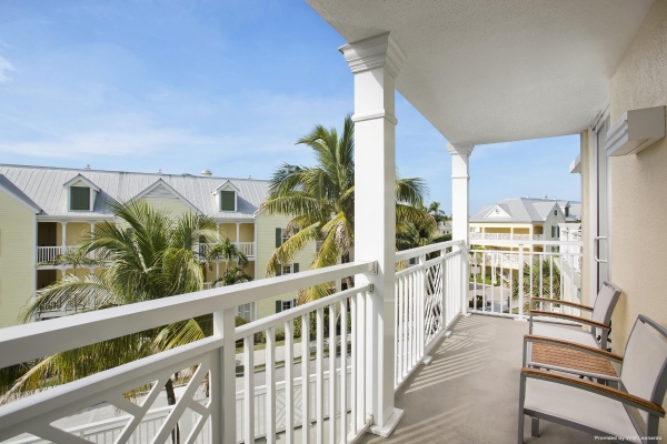 Hotel The Reach Resort Curio Collection by Hilton